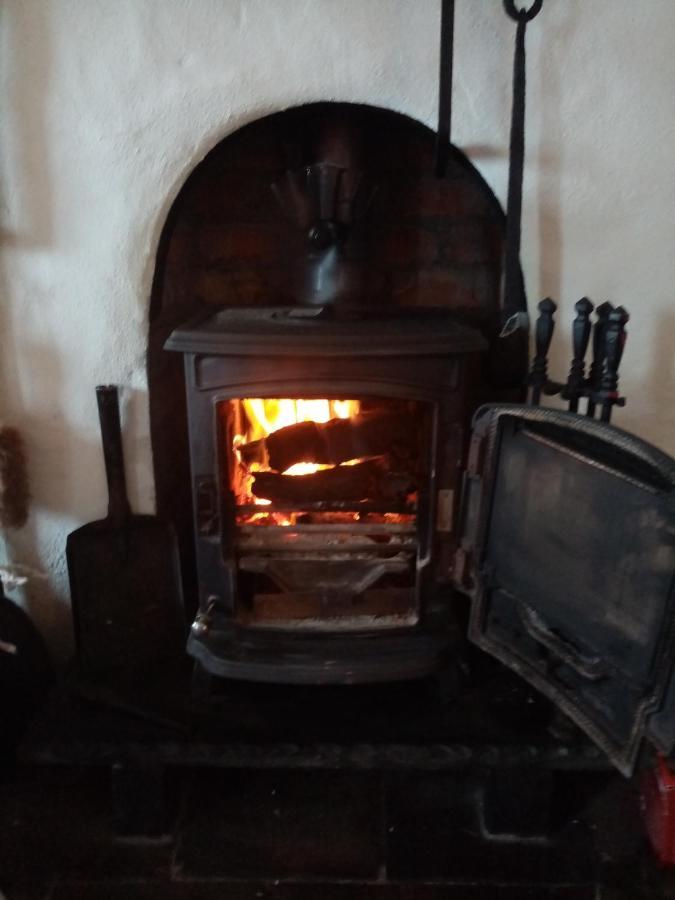 Donegal Town B&B The Red Door Cottage מראה חיצוני תמונה