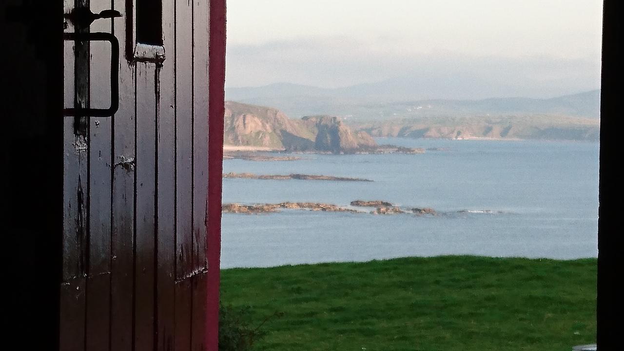 Donegal Town B&B The Red Door Cottage מראה חיצוני תמונה